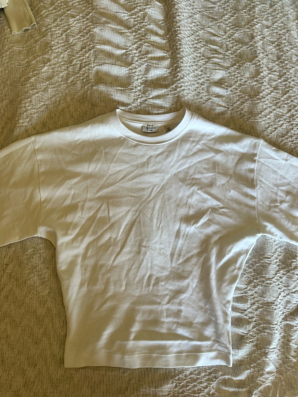 Aritzia White Short Sleeve Cinch Waist Tee